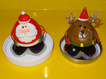 DIY Christmas snow globes >> Gift of Curiosity