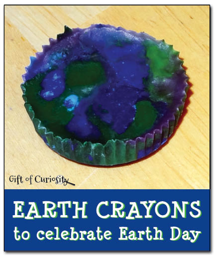 Make your own Earth crayons to celebrate Earth Day || Gift of Curiosity