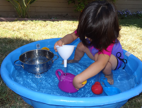 8 essential water play toys - #5 is a funnel || Gift of Curiosity
