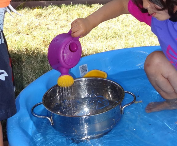 8 essential water play toys - #8 is a watering can || Gift of Curiosity