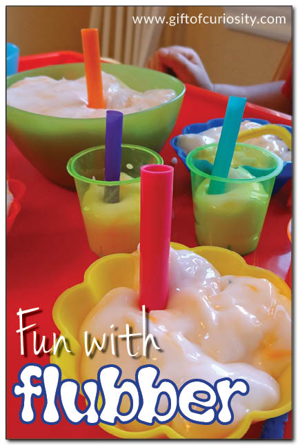 Flubber fun - how to make and play with this amazing polymer that you can mold, ooze, and even draw on with marker! #sensoryplay #flubber #ece || Gift of Curiosity