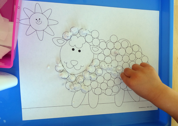 Farm animal do-a-dot activities using worksheets from Oriental Trading Company || Gift of Curiosity