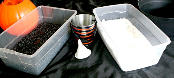 Halloween sensory play ideas: Black and white Halloween sensory bins from Fantastic Fun and Learning @ Gift of Curiosity