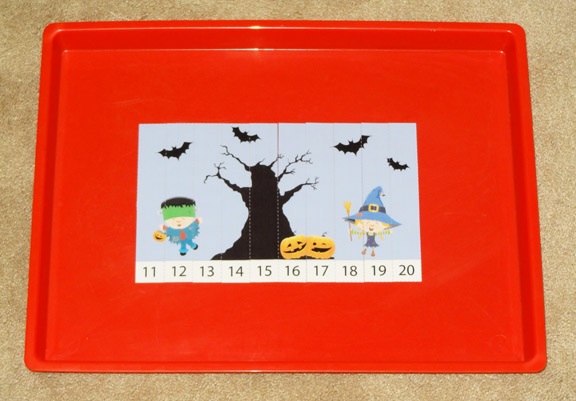Halloween Montessori activities: Halloween number puzzle || Gift of Curiosity