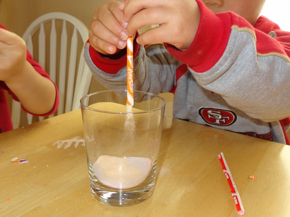 Candy experiments for kids: Use the sugar in Pixie Stix to lower the temperatures of water #handsonlearning #candyexperiments || Gift of Curiosity