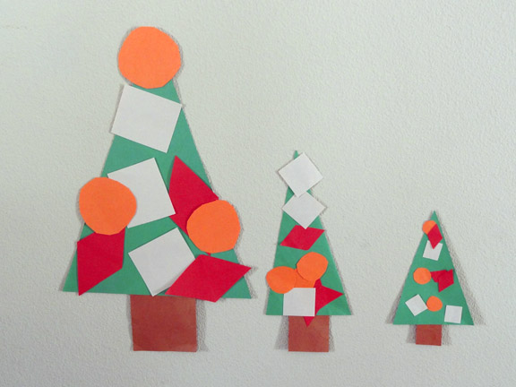 Christmas tree shapes activity: A simple activity to help your children learn shapes and sizes || Gift of Curiosity