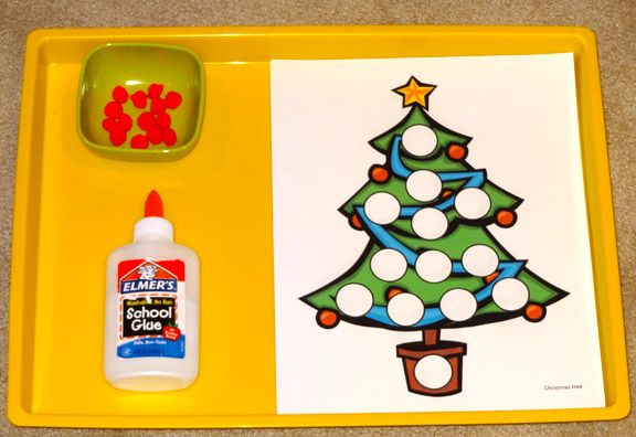 Montessori Christmas activities: Decorate the Christmas tree with pom poms || Gift of Curiosity