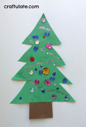 Toddler Christmas tree craft from Craftulate