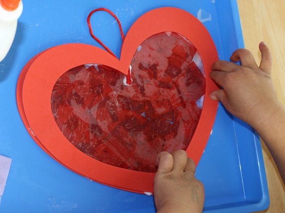 Heart suncatcher craft for kids || Gift of Curiosity