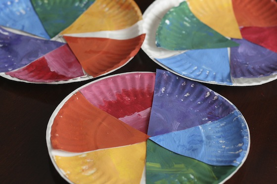 Paper plate color wheel from Happy Hooligans