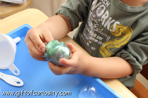 Teaching science to kids using glitter putty || Gift of Curiosity