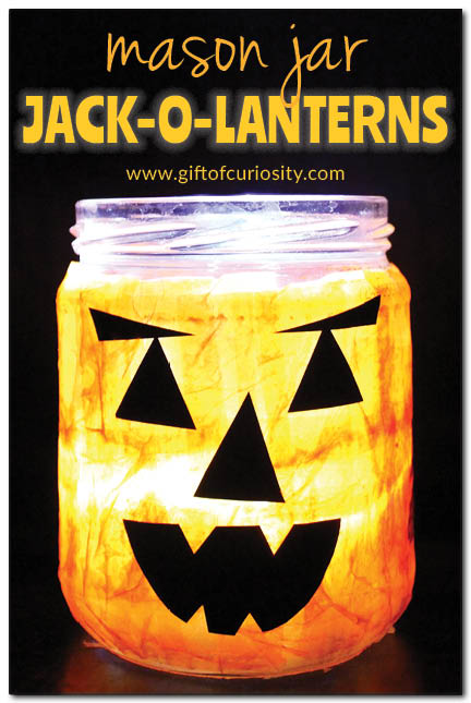 This DIY mason jar jack-o-lantern craft is fun for kids and grownups alike. See how easy it is to make your own mason jar jack-o-lantern for Halloween! #Halloween #jackolantern #craftykids || Gift of Curiosity