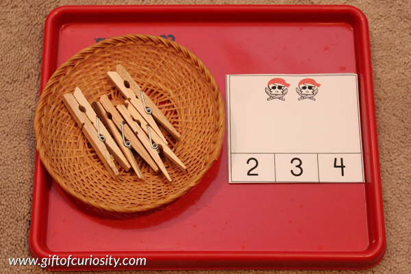 Pirate Montessori activities: Pirate clip cards number practice || Gift of Curiosity