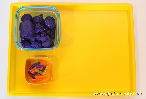 Making letters with straws and play dough is a great way to teach the alphabet. Kids will love learning letters with this tactile sensory and fine motor experience. Part of the 101 Ways to Teach the Alphabet Series from Gift of Curiosity