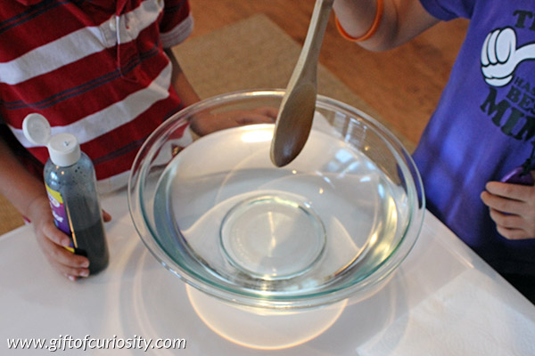Make a hurricane in your kitchen! What a fun way extreme weather science activity. I'm going to do this with my kids. || Gift of Curiosity