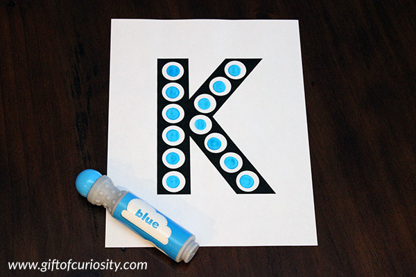 Free printable Dot Letter Activity Pages that help kids learn the alphabet while also developing an understanding of one-to-one correspondence. Includes great ideas for promoting fine motor skills as well! || Gift of Curiosity